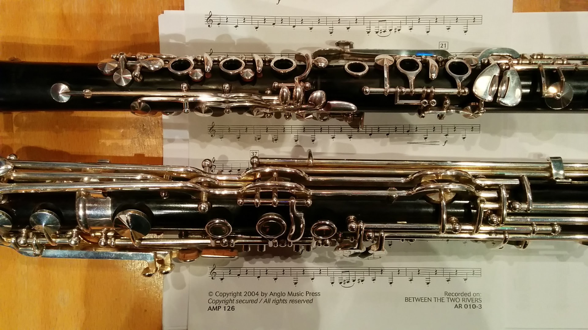 B-Klarinette (Schwenk & Seggelke) und Bassklarinette (Harald Hüyng)